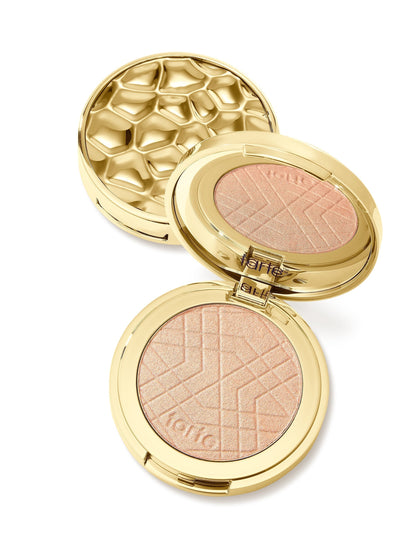 Amazonian clay shimmering light